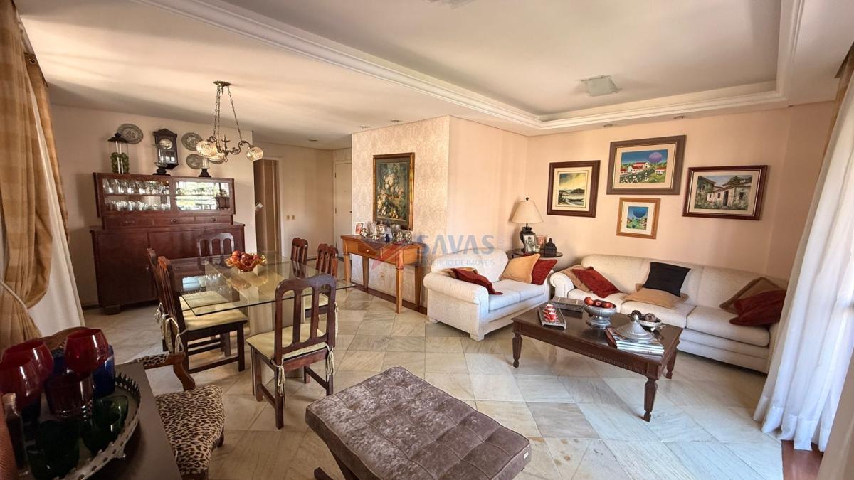 AMPLO 4 DORMITÓRIOS - 2 VAGAS - PERTO DO HIPPO